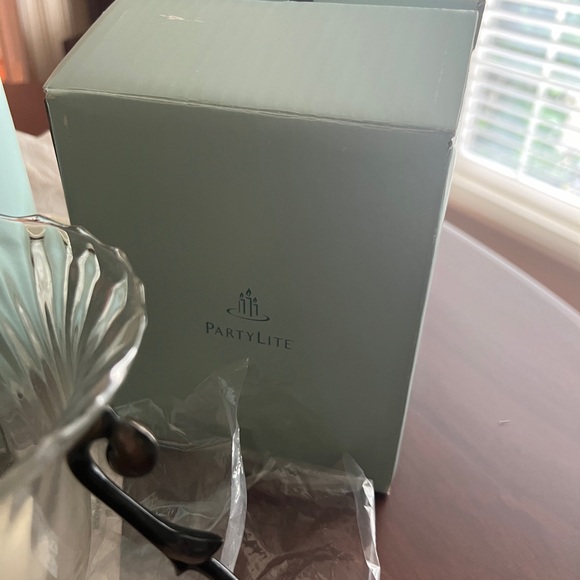 PartyLite Soliloquy Glass Candle Holder and Base in original boxes - Picture 4 of 6